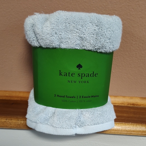 NWT! Kate Spade Set Of 2  Hand Towels - Light Gray - 100% Cotton - 16" X  30" - Picture 1 of 2